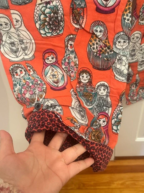 Anthropologie Eloise Red Matryoshka Russian Nesting Doll Print Lounge Pants - Picture 3 of 8